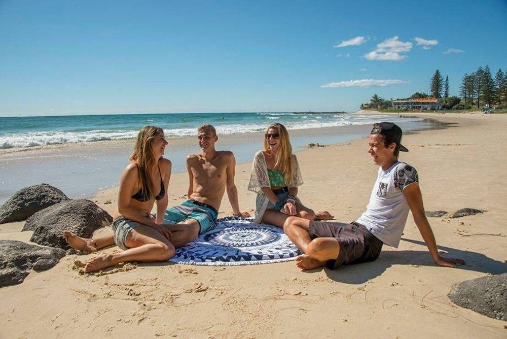 Coolangatta YHA Backpackers Vandrarhem Guldkusten Exteriör bild